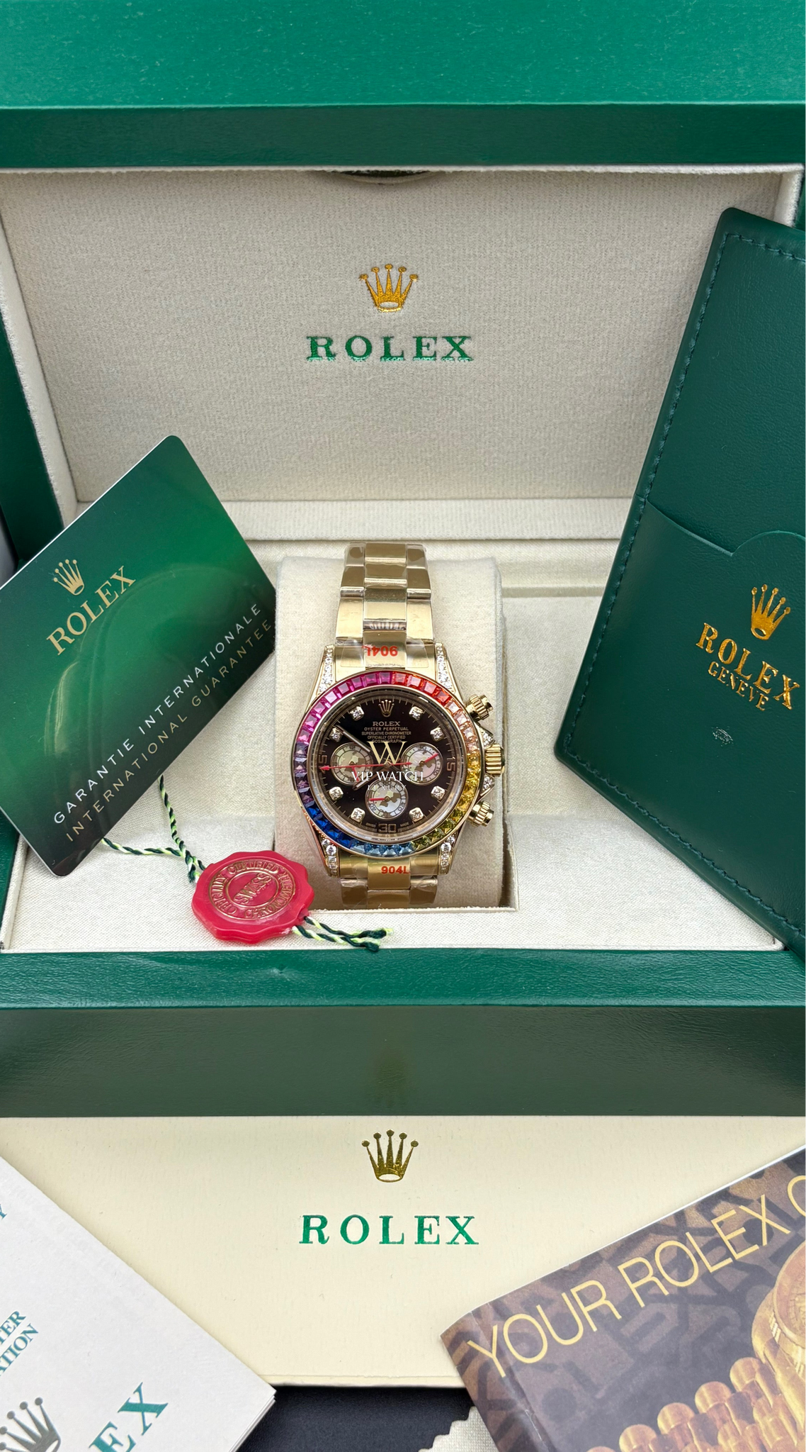 C0SMOGRAPH DAYT0NA BLACK DIAL GOLD RAINBOW 40MM