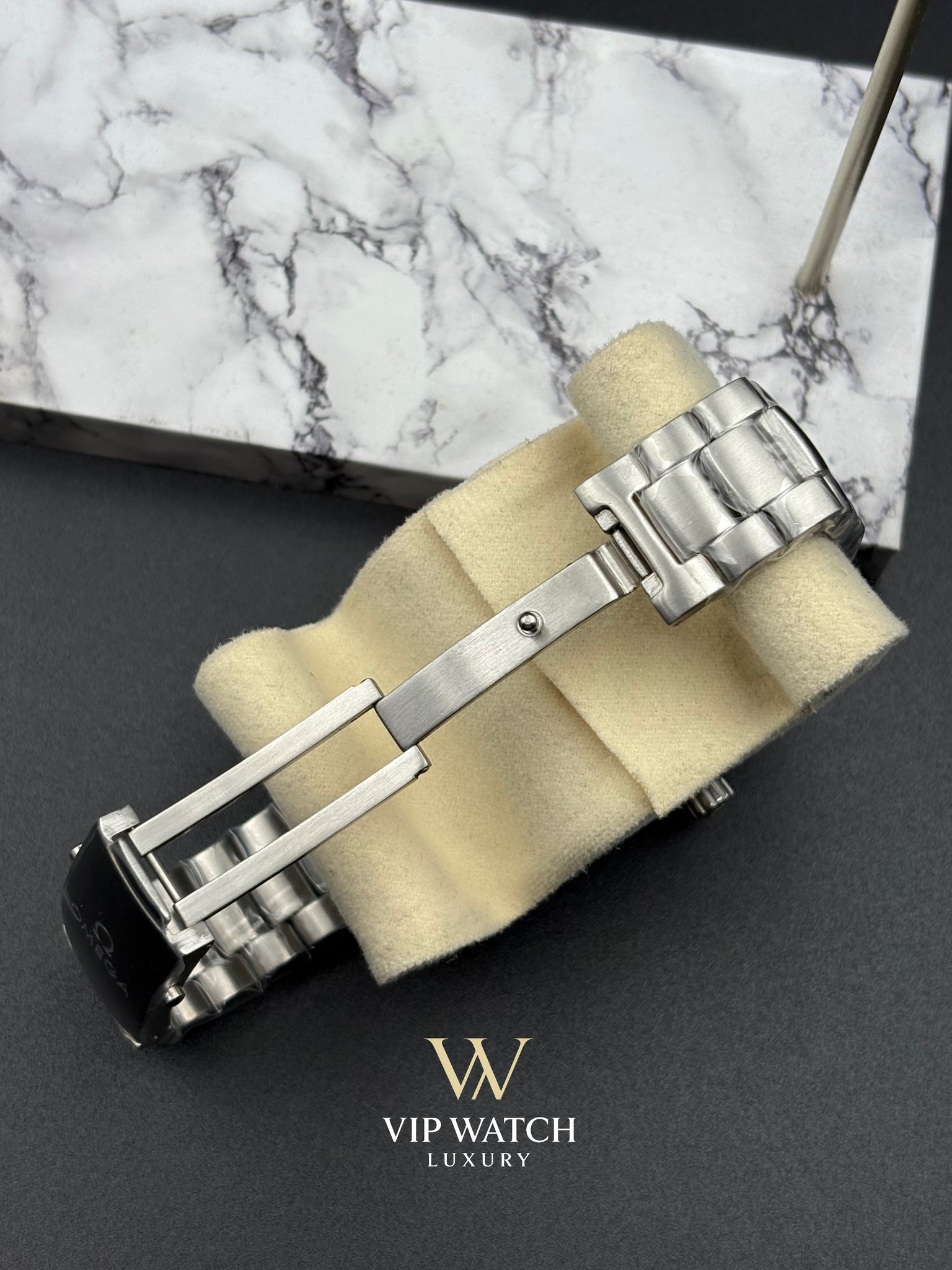 OMEGA SEAMASTER PLANET OCEAN