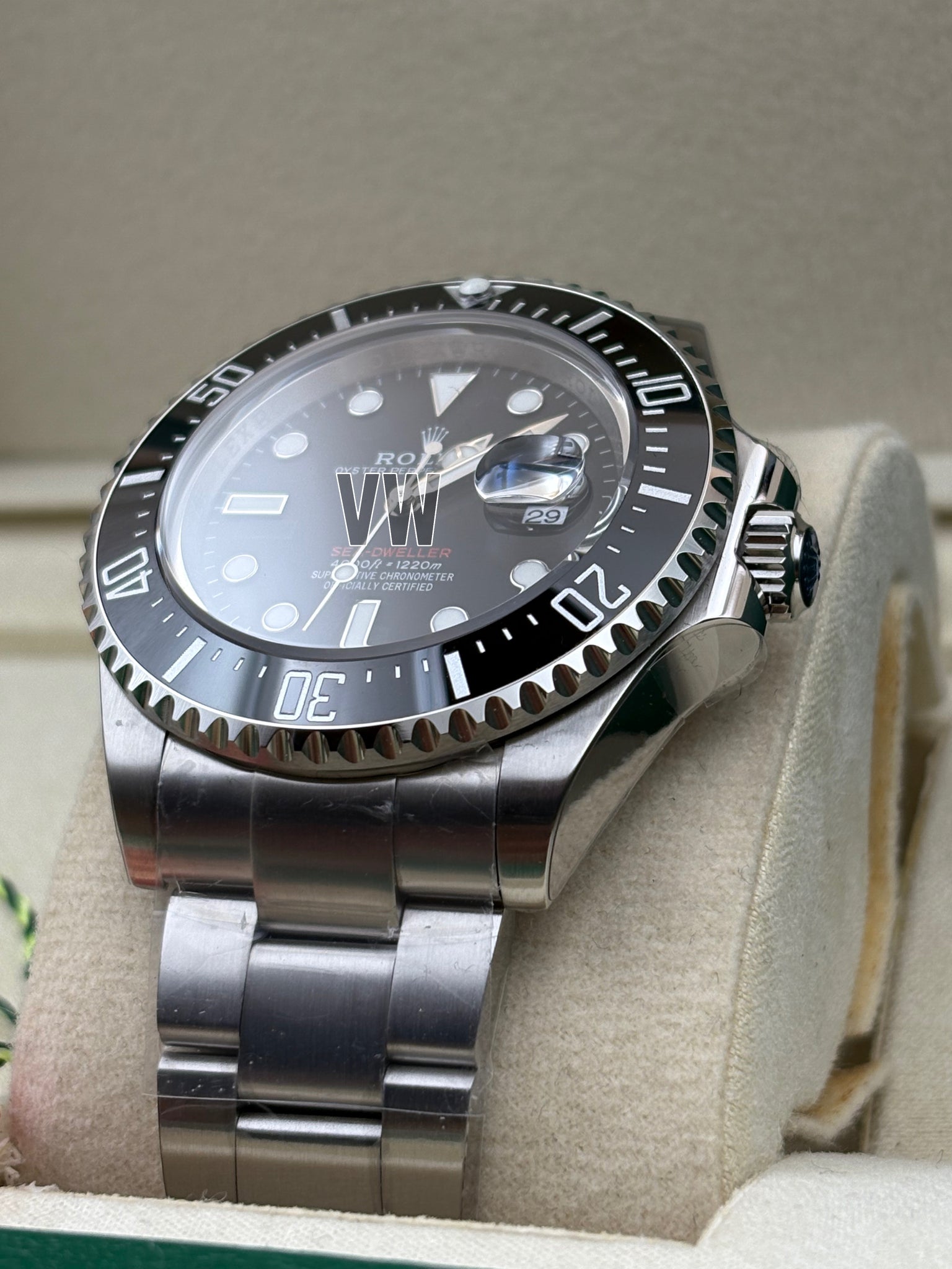 SEA-DWELLER ANNIVERSARY MODEL 43.5MM BASEWORLD