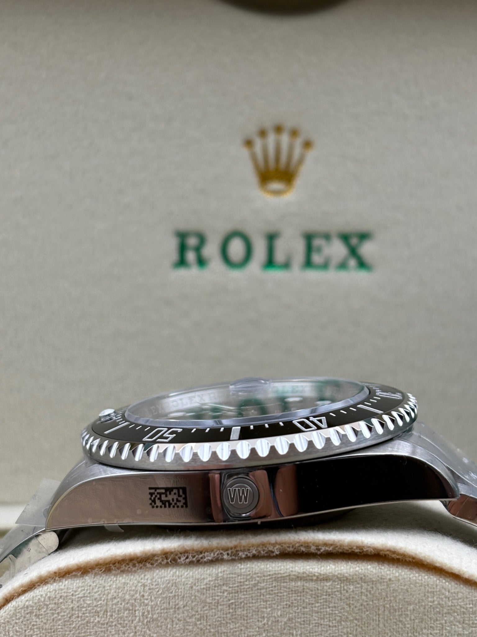 SEA-DWELLER ANNIVERSARY MODEL 43.5MM BASEWORLD