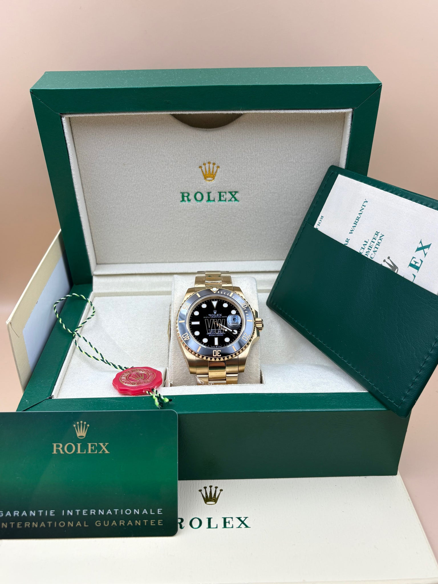 SUBMARINER GOLD BLACK DIAL CERAMIC BEZEL 40MM CLONE