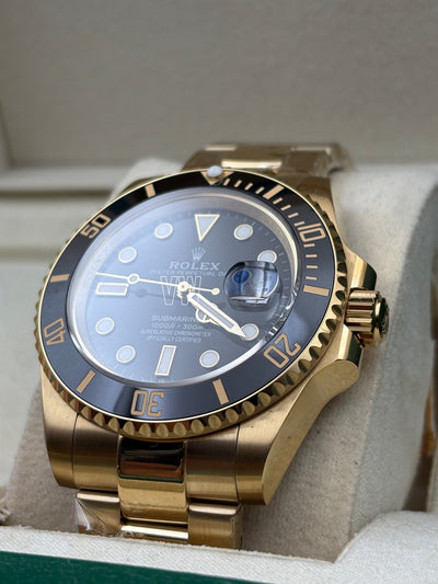 SUBMARINER GOLD BLACK DIAL CERAMIC BEZEL 40MM CLONE
