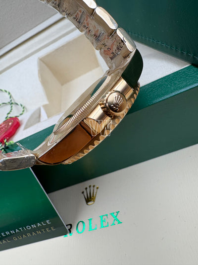 SUBMARINER GOLD BLACK DIAL CERAMIC BEZEL 40MM CLONE