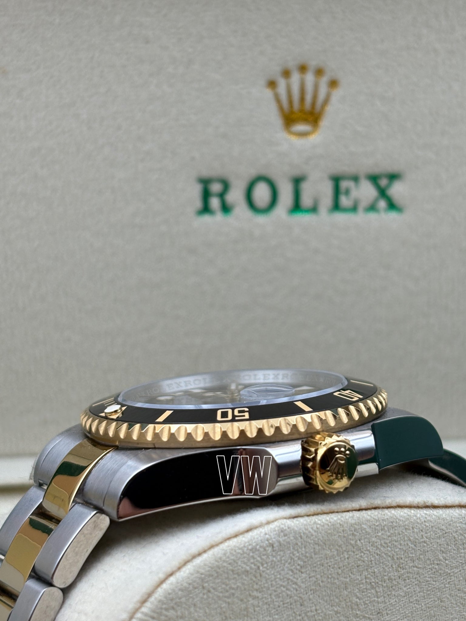 Submariner 2-Tone Black Dial 40mm