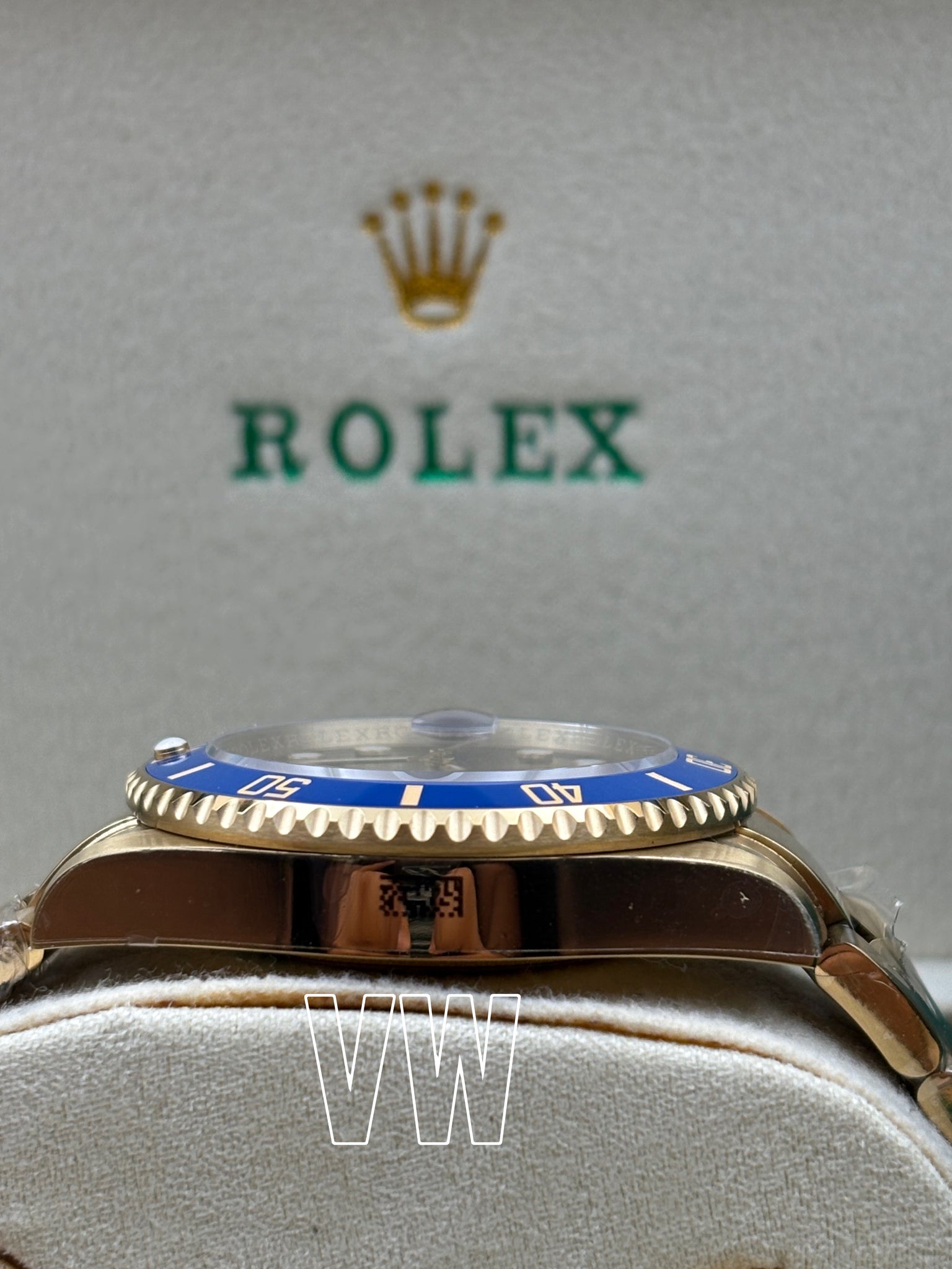 SUBMARINER GOLD BLUE DIAL CERAMIC BEZEL 40MM CLONE