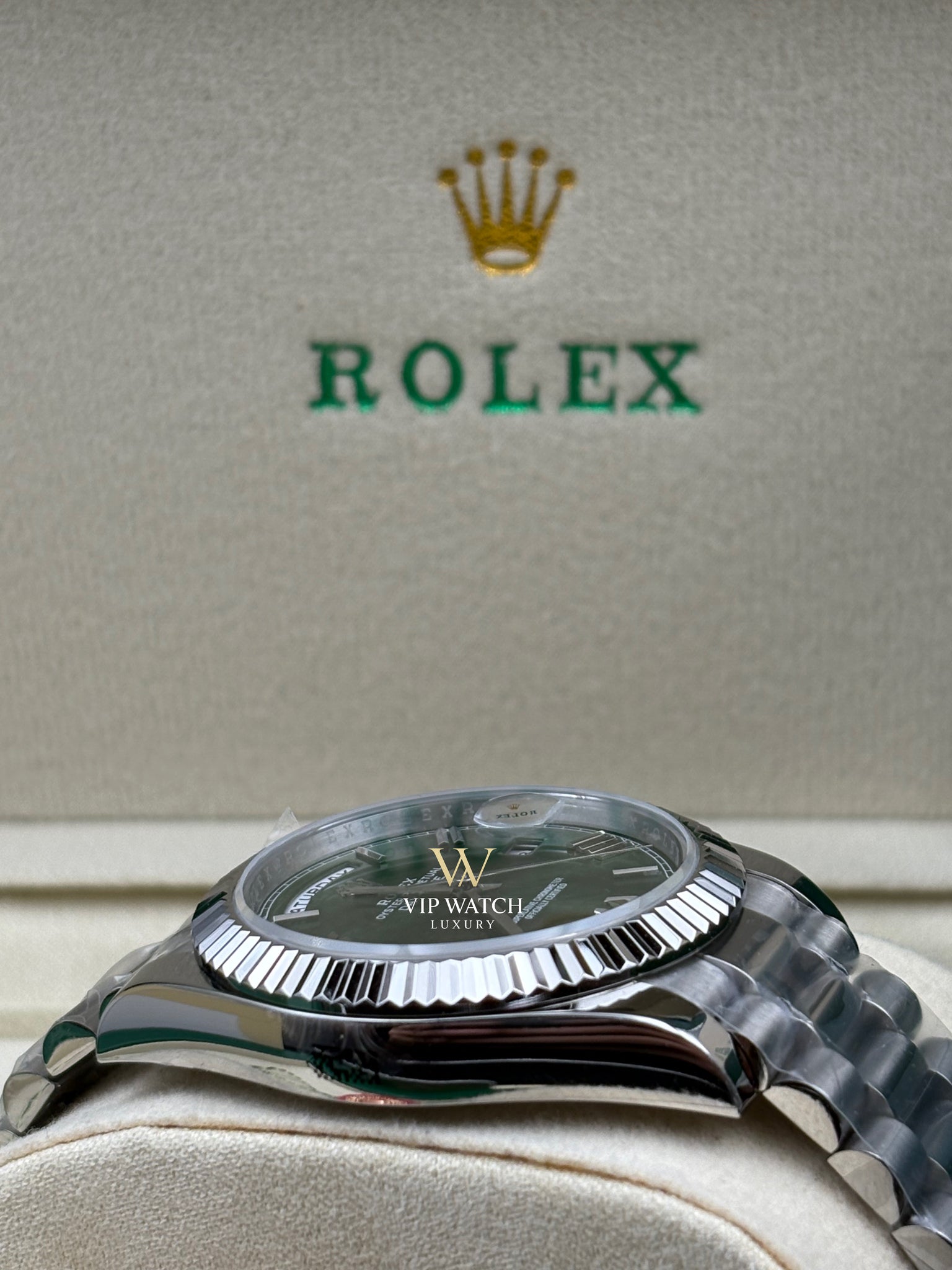 ROLEX DAY-DATE 40 OLIVE WHITE GOLD NEW