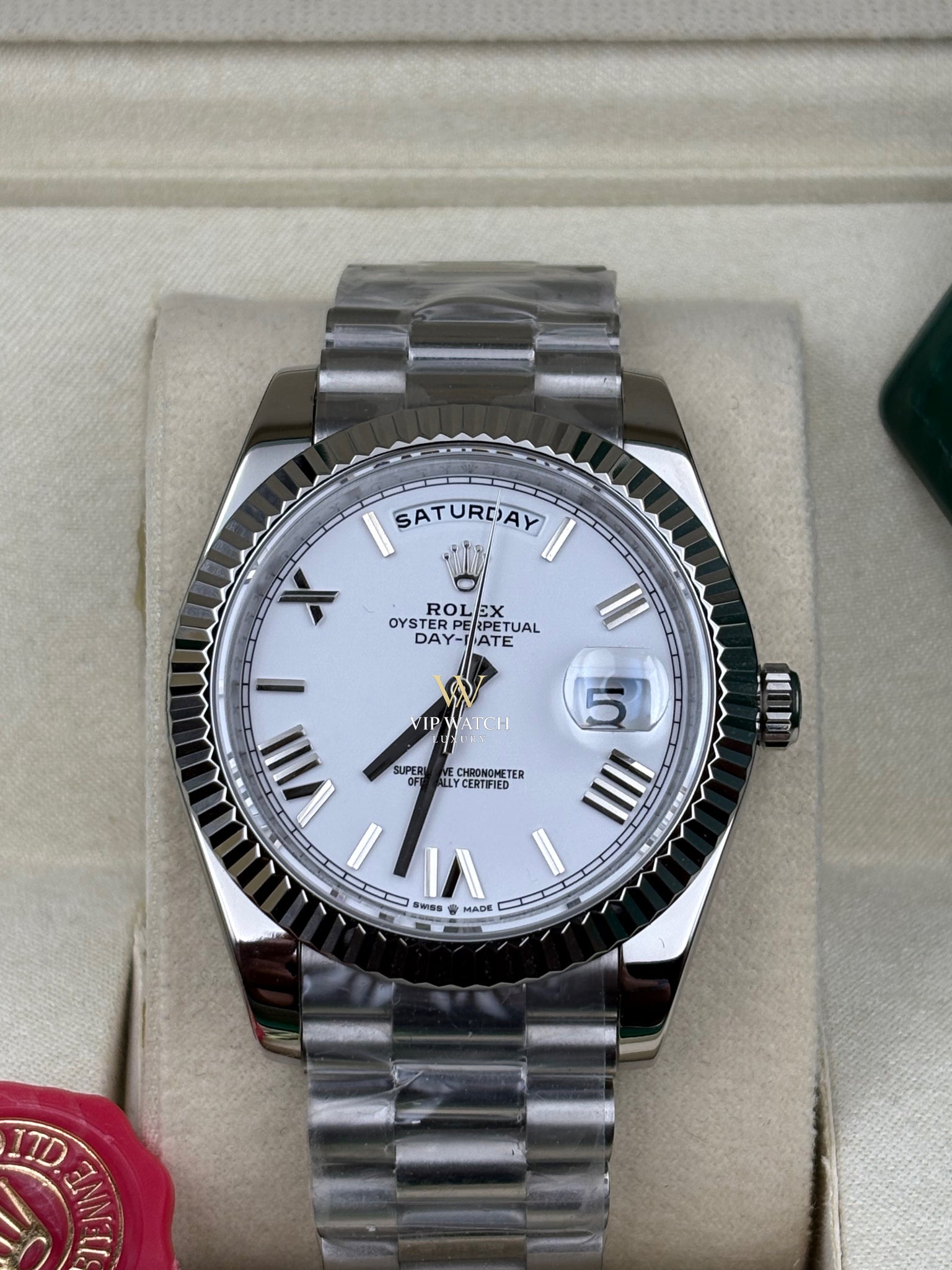 Rolex Day-Date 40mm White Gold 228239 White Roman President