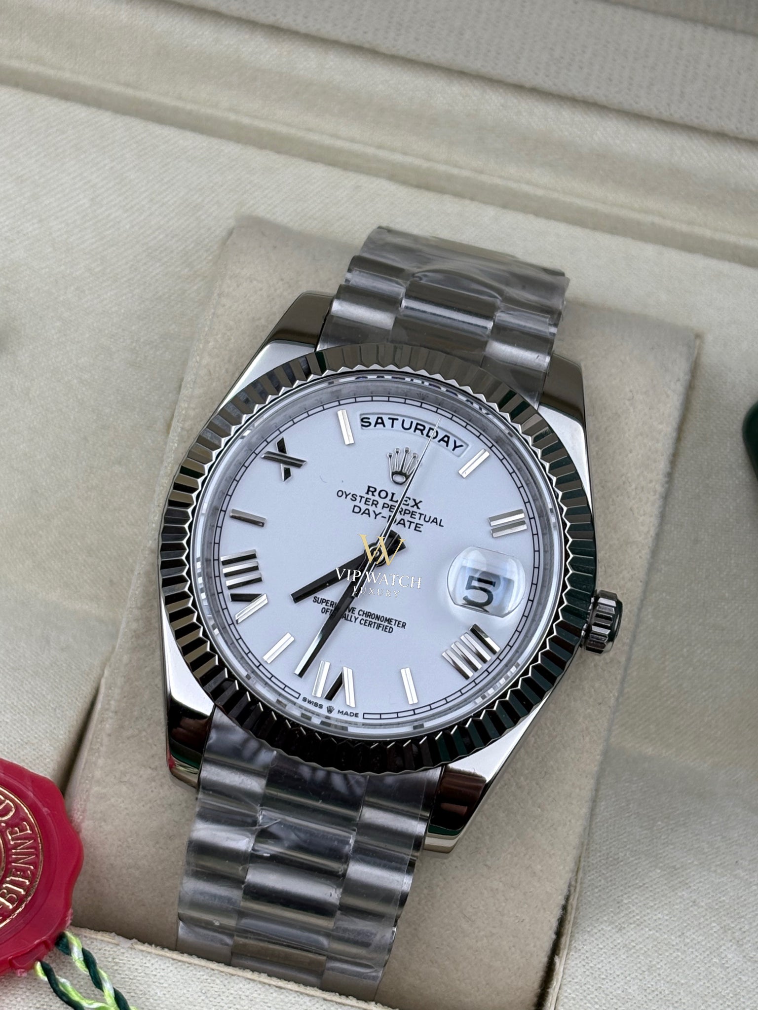 Rolex Day-Date 40mm White Gold 228239 White Roman President