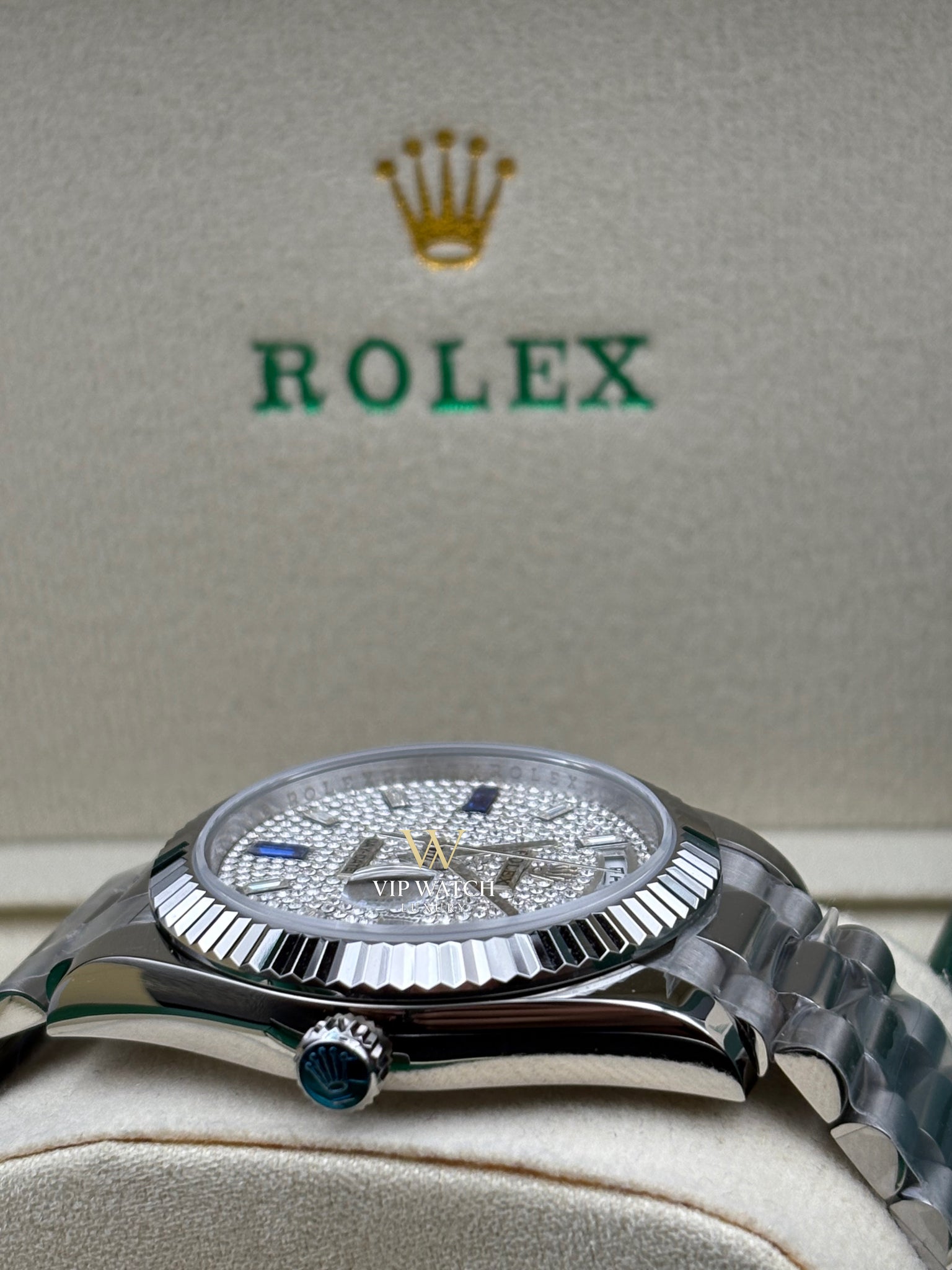 Rolex Day date 36
Oyster , 36mm platine reference 128236