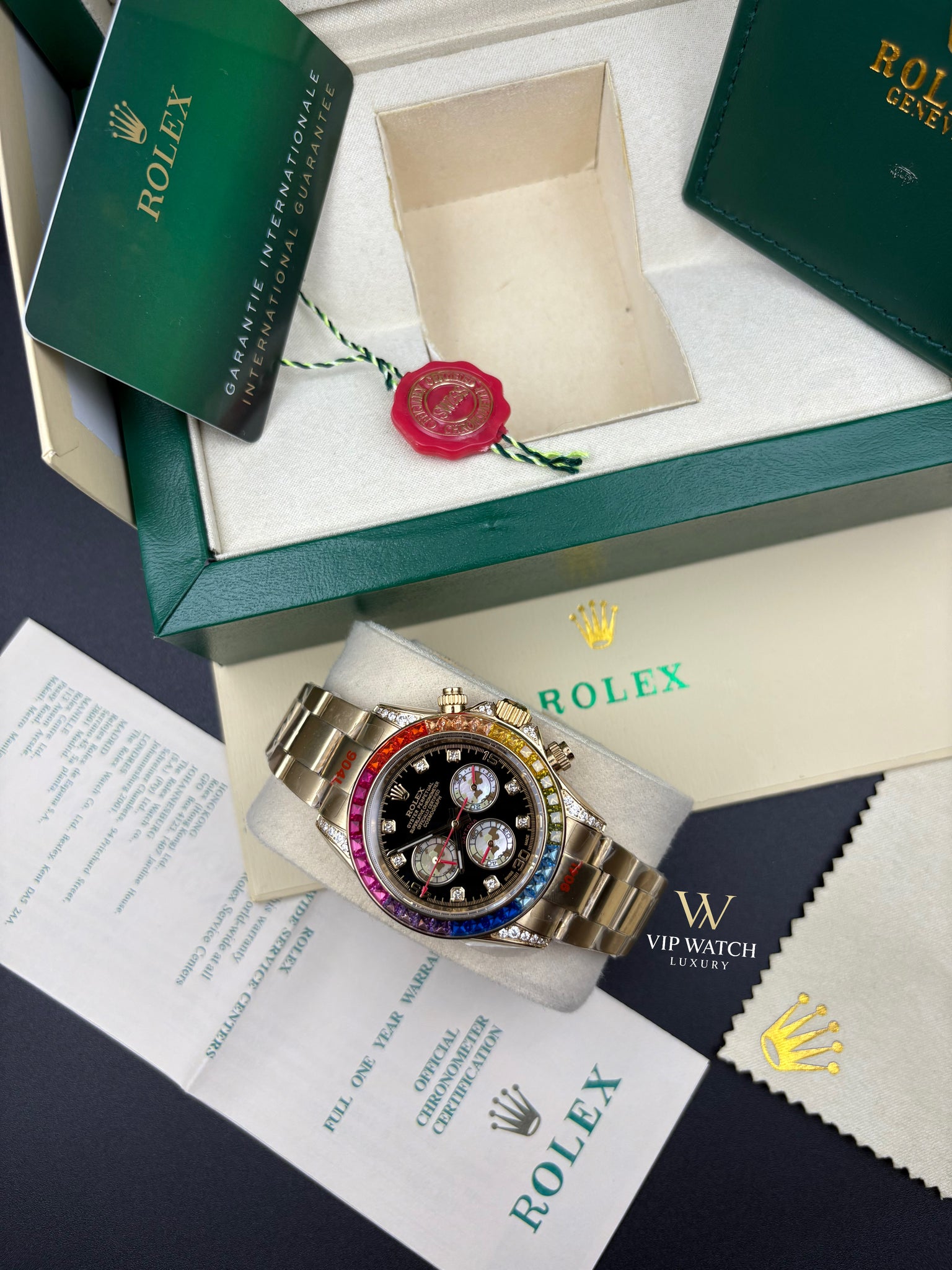 C0SMOGRAPH DAYT0NA BLACK DIAL GOLD RAINBOW 40MM