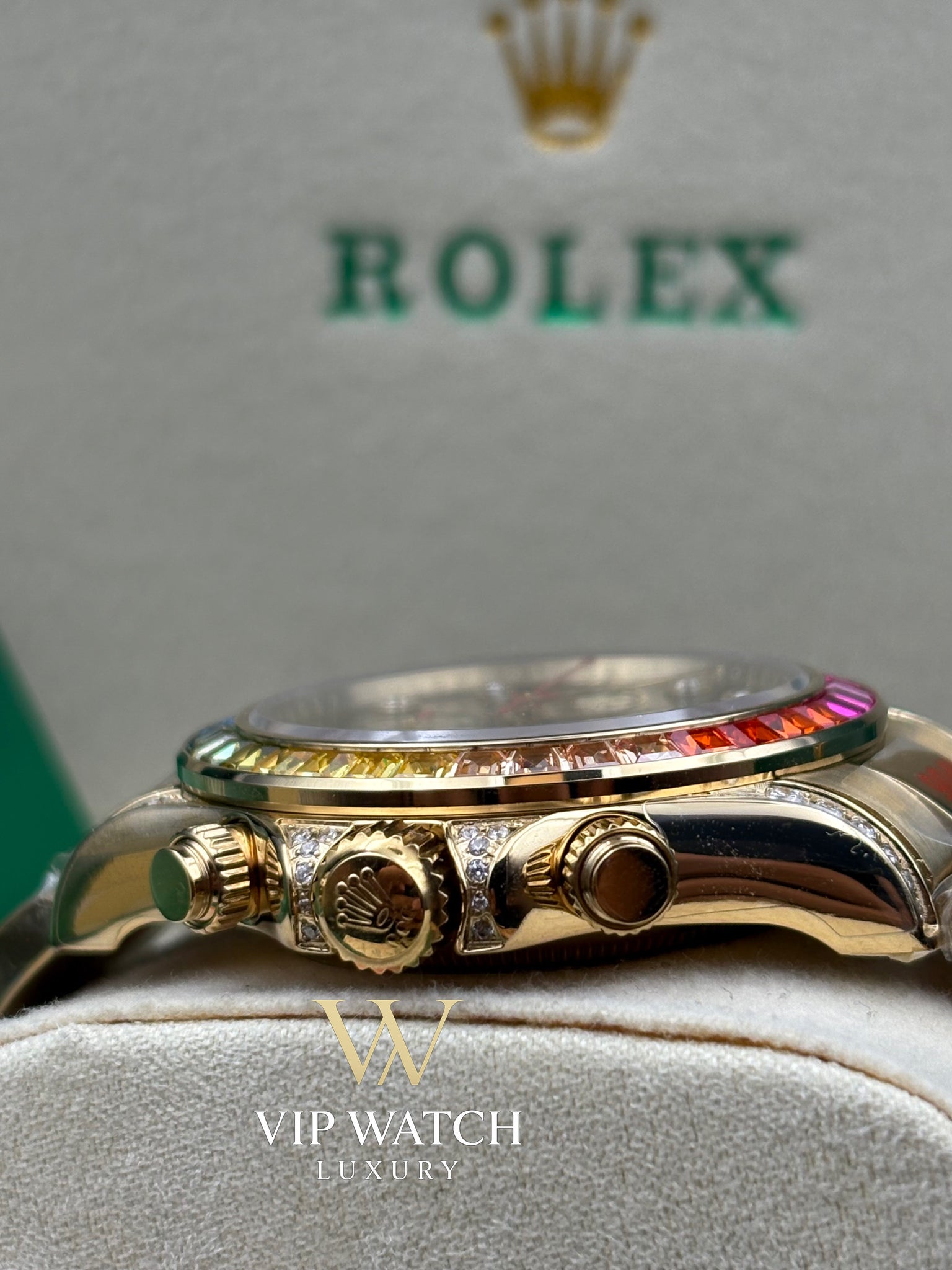 C0SMOGRAPH DAYT0NA BLACK DIAL GOLD RAINBOW 40MM