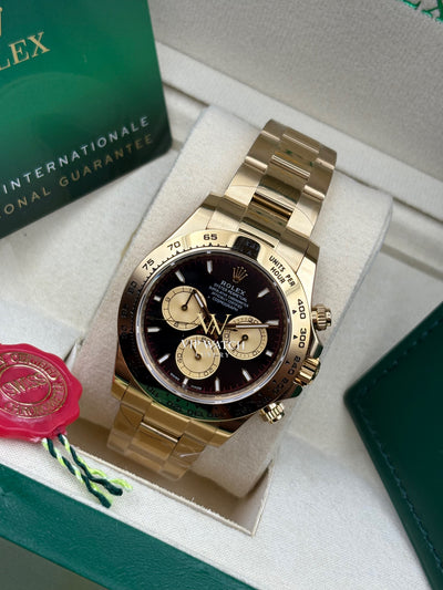 Daytona Yelloow Gold Black Dial Champagne Chronographs 40mm