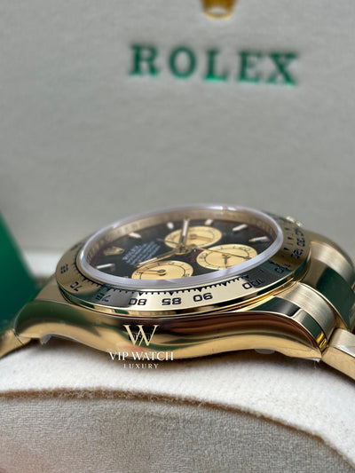 Daytona Yelloow Gold Black Dial Champagne Chronographs 40mm
