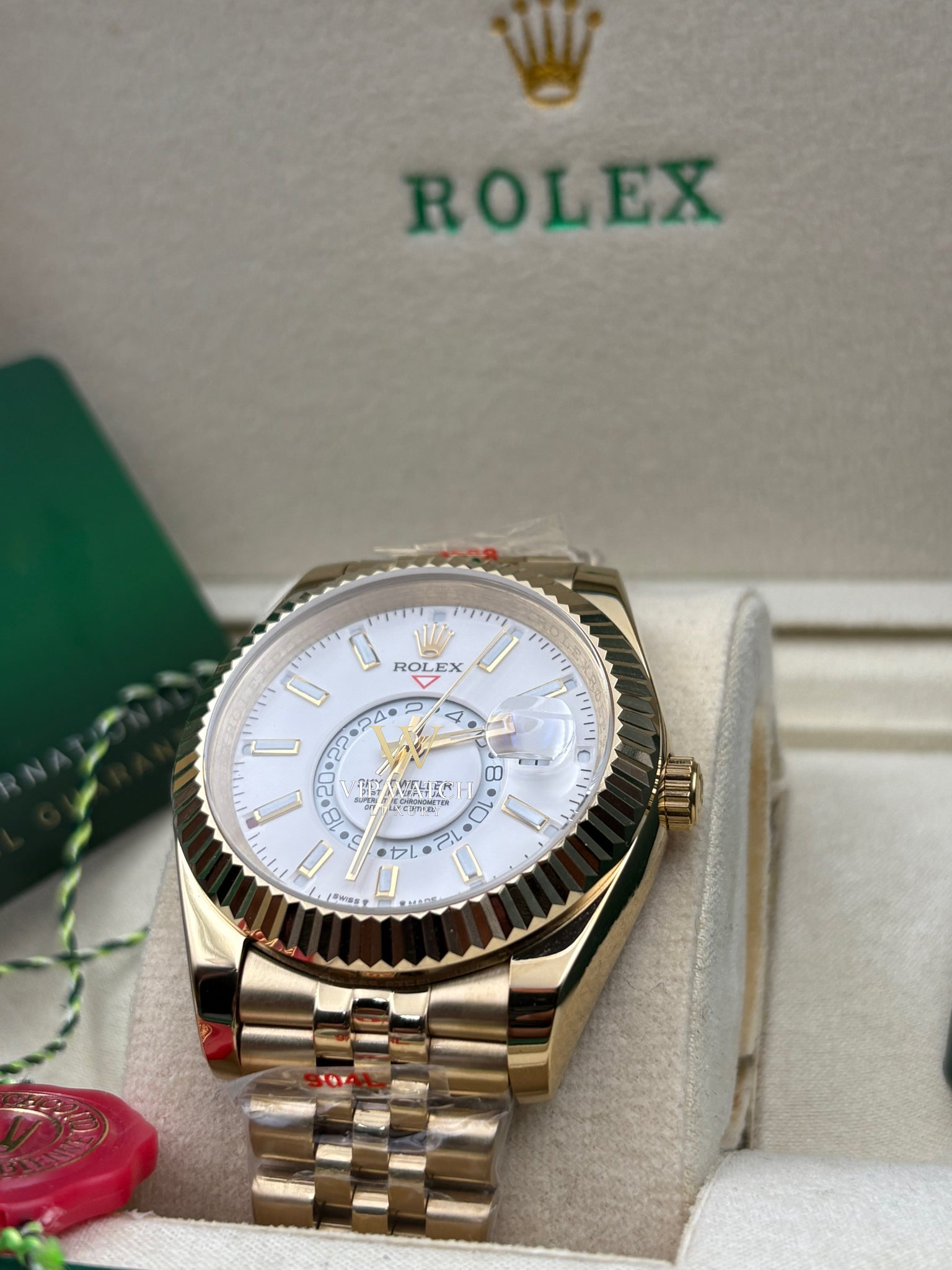 SKY-DWELLER GOLD WHITE DIAL