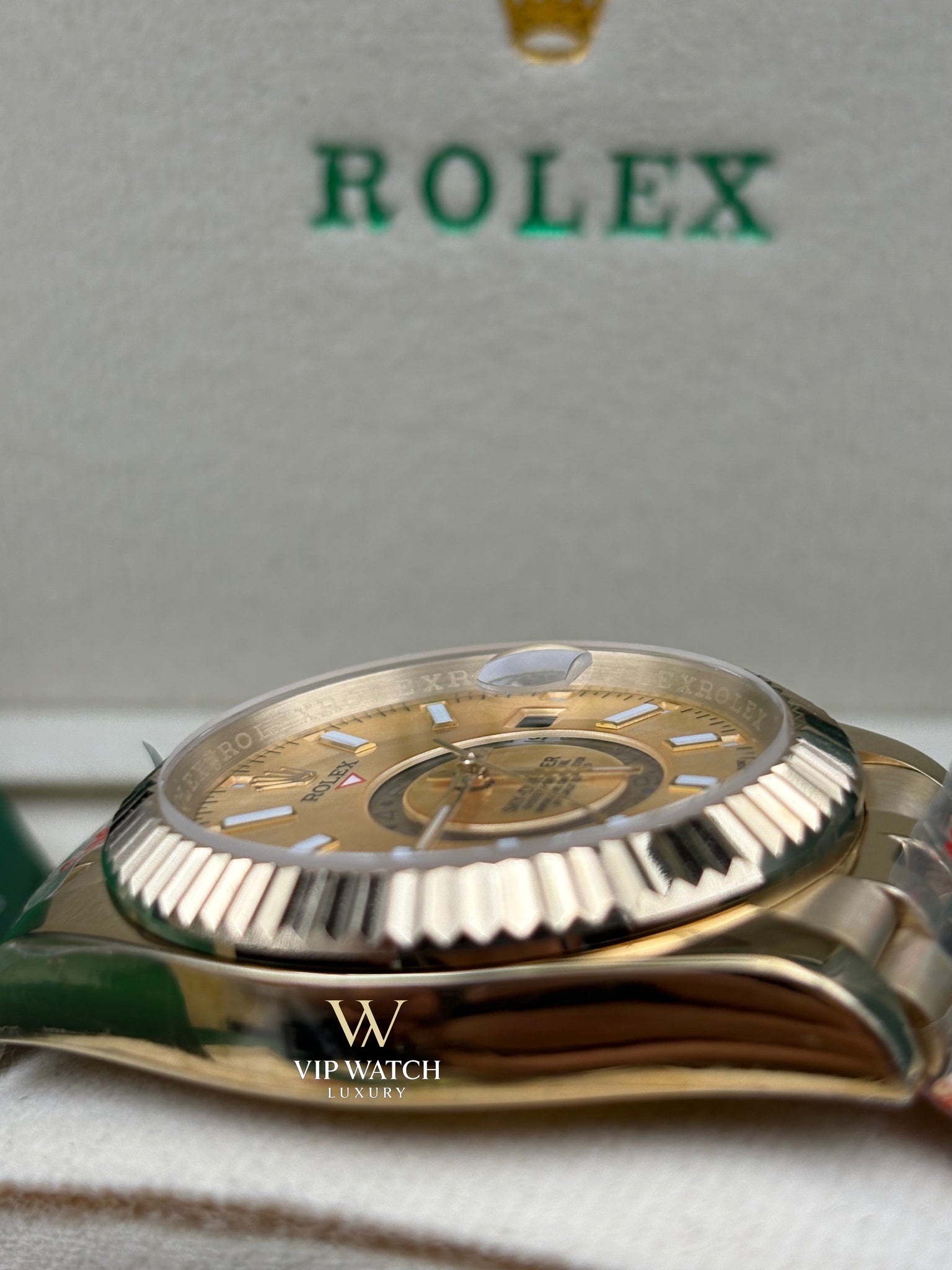 Rolex Sky-Dweller 326938 Yellow Gold Champagne Dial 42