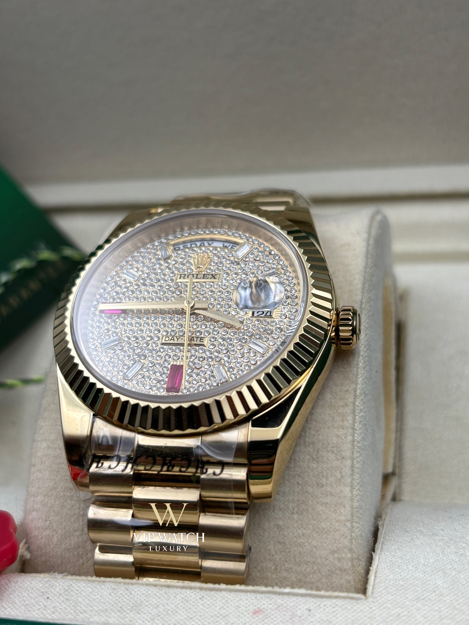 Rolex Day-Date 40mm ref 228238