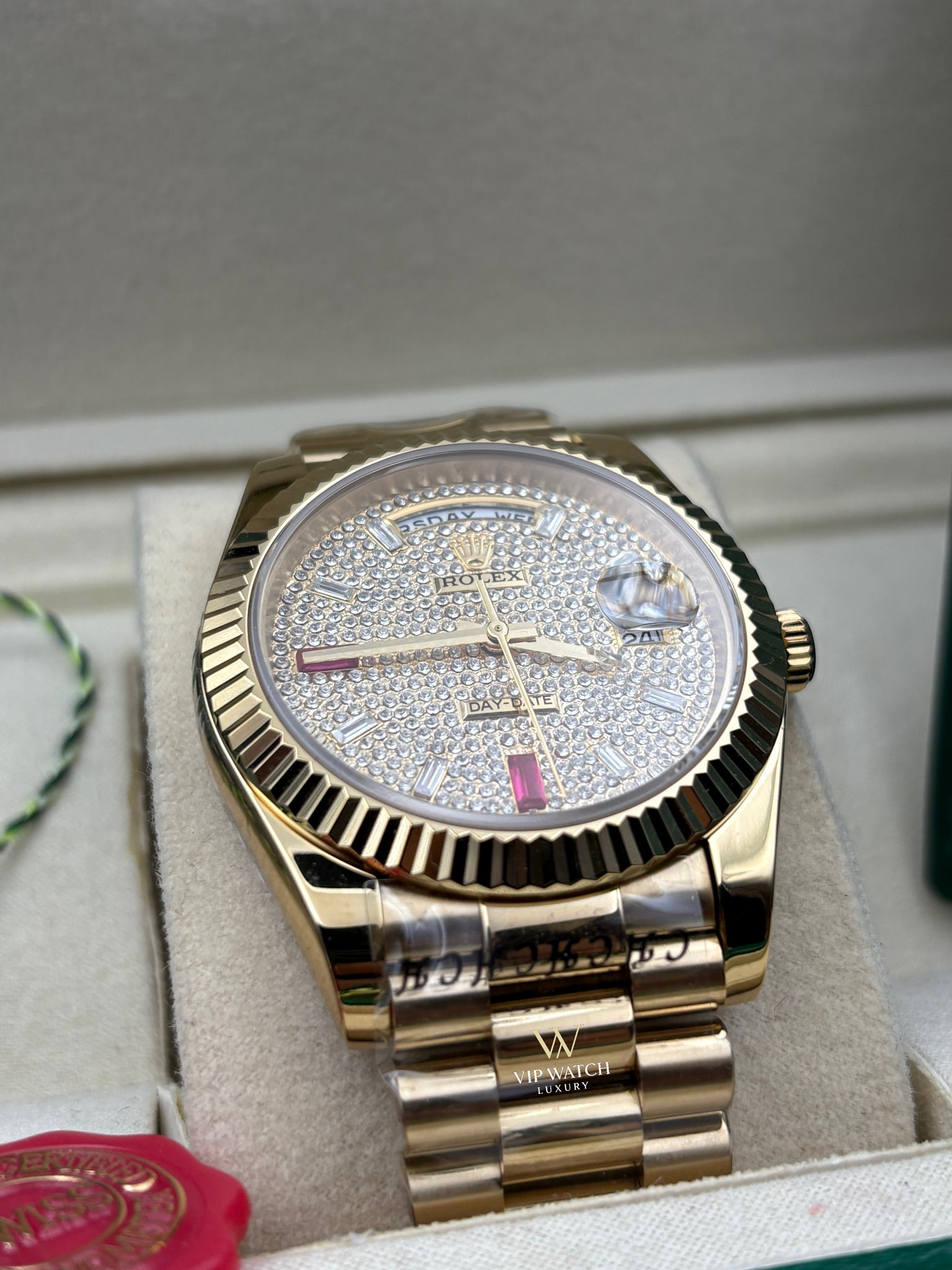 Rolex Day-Date 40mm ref 228238