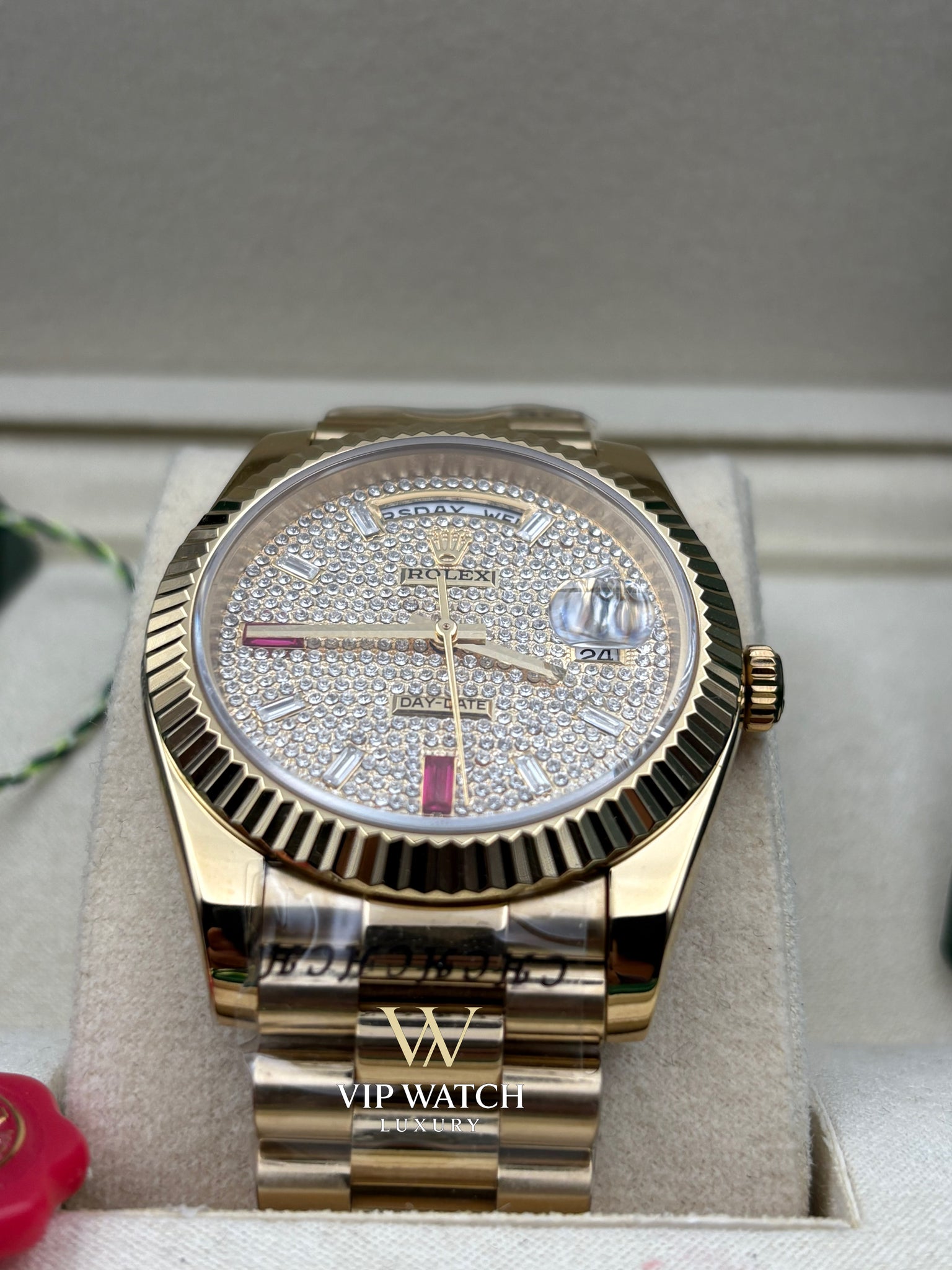 Rolex Day-Date 40mm ref 228238