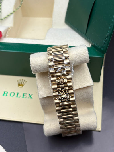 PRESIDENT DAY-DATE 18K WATCH BLACK ONYX DIAL