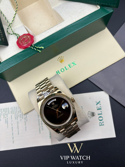 PRESIDENT DAY-DATE 18K WATCH BLACK ONYX DIAL