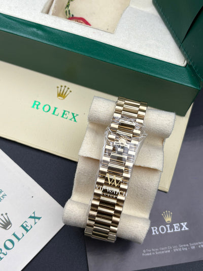 DAY-DATE II 40 MM OYSTER GREEN DIAL STICK MARKERS