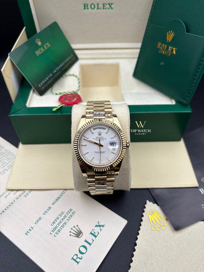 Rolex Day-Date Yellow Gold White Diagonal Dial President