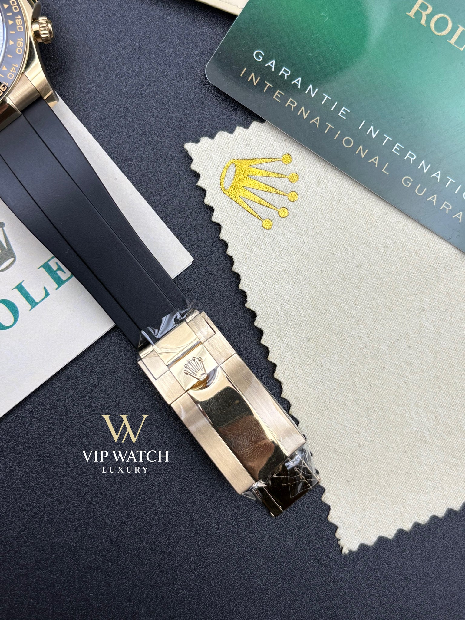 Daytona Cosmograph Oysterflex Gold Black Dial