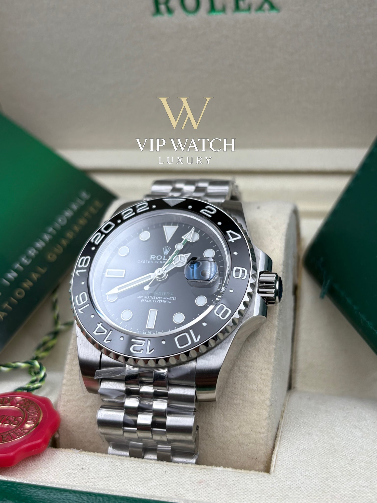 GMT-MASTER II SS BLACK CERAMIC BEZEL 40MM (Bruce Wayne Jubilee)