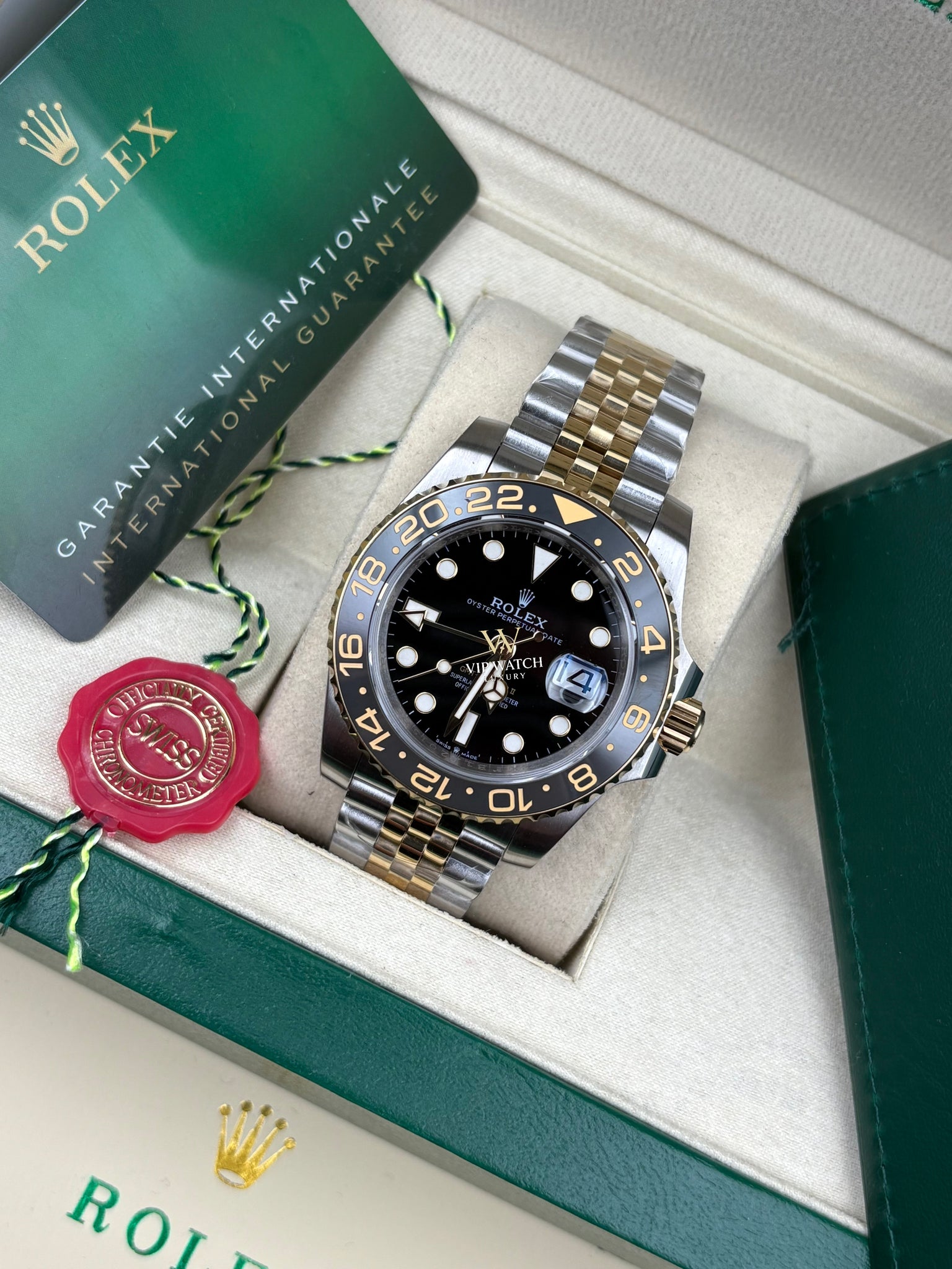 GMT-MASTER II 2-TONE GOLD BLACK DIAL CERAMIC BEZEL 40MM