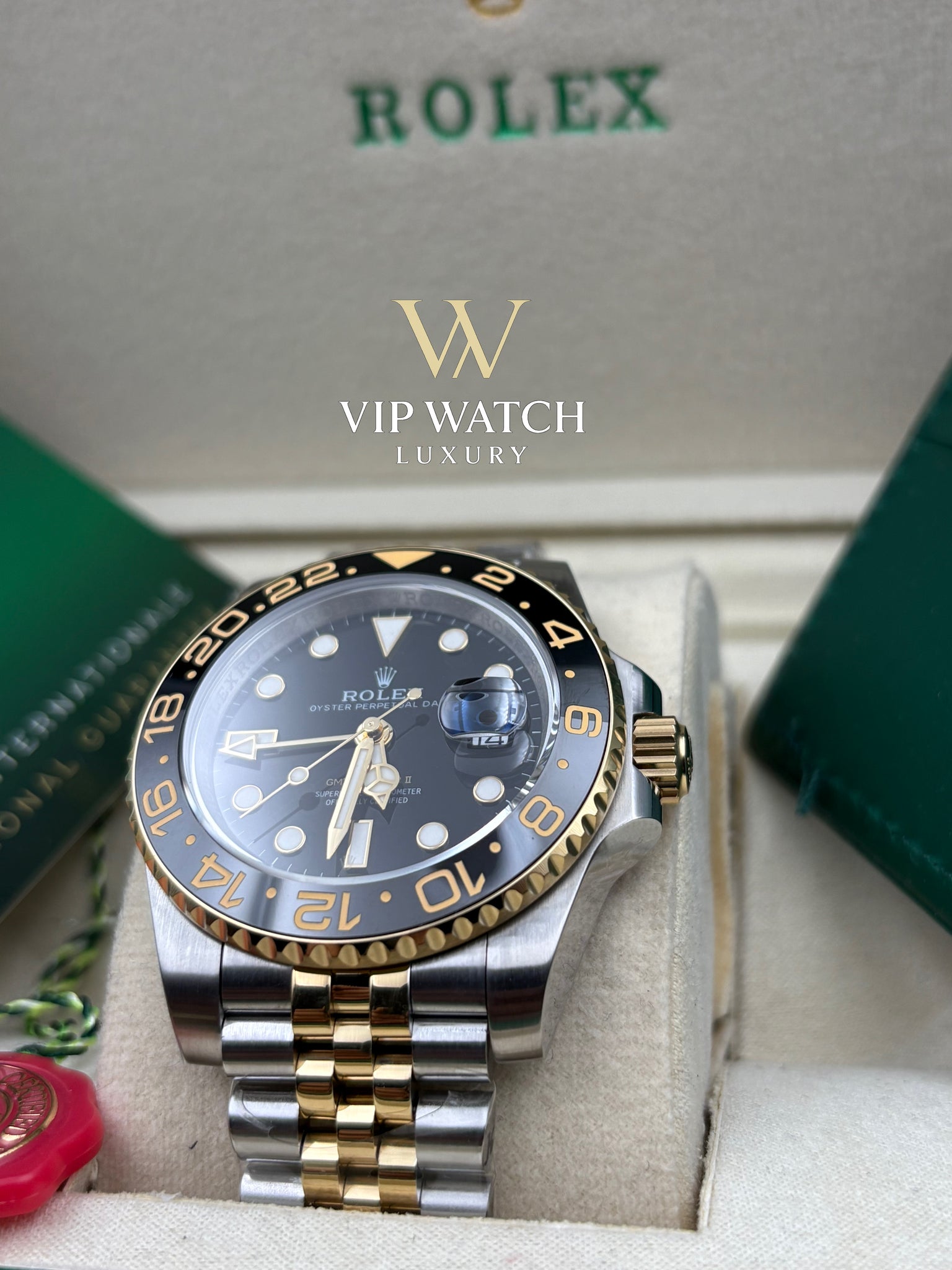 GMT-MASTER II 2-TONE GOLD BLACK DIAL CERAMIC BEZEL 40MM