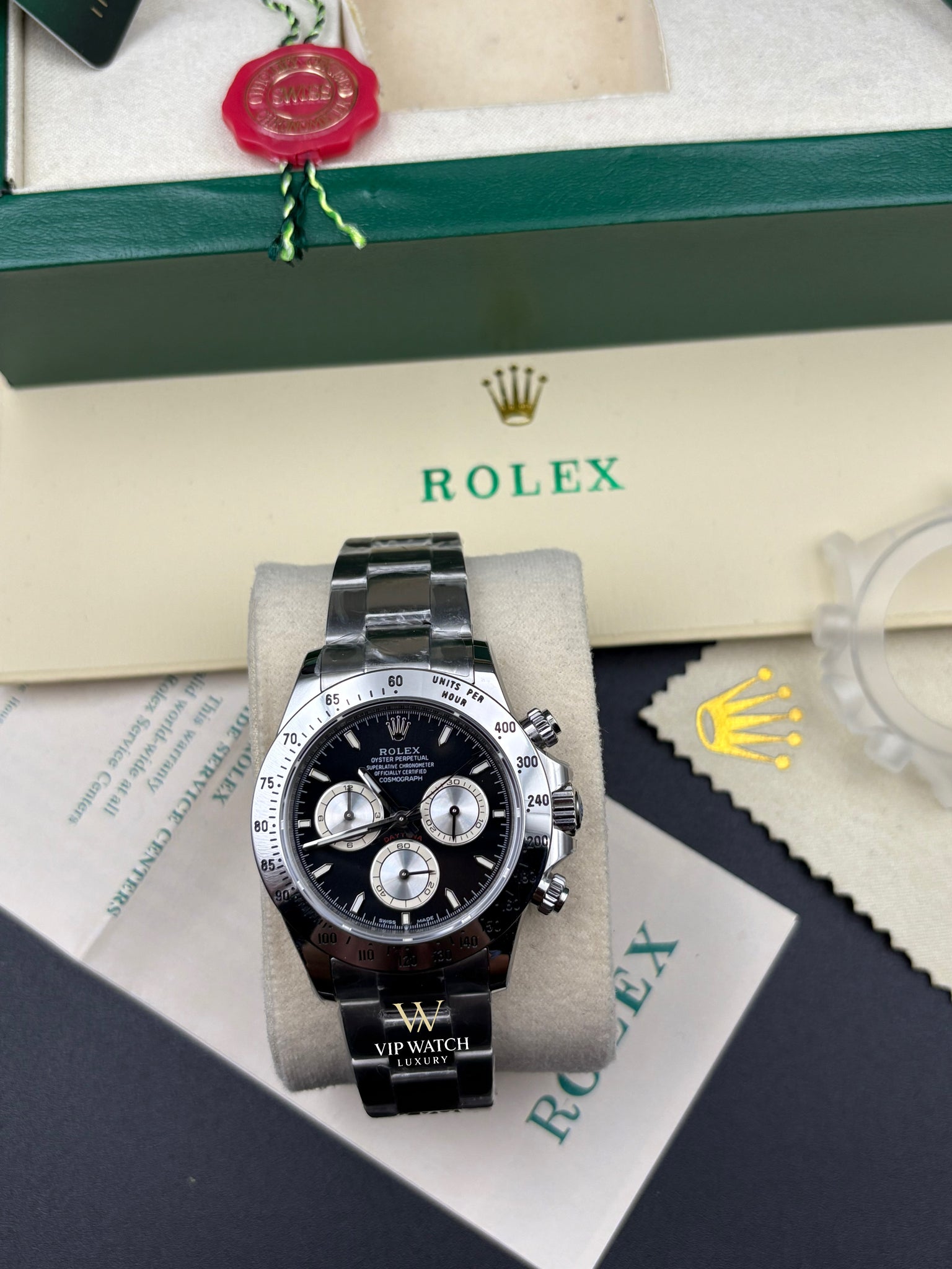Rolex Daytona Cosmograph Steel Bright Black Dial 40mm
