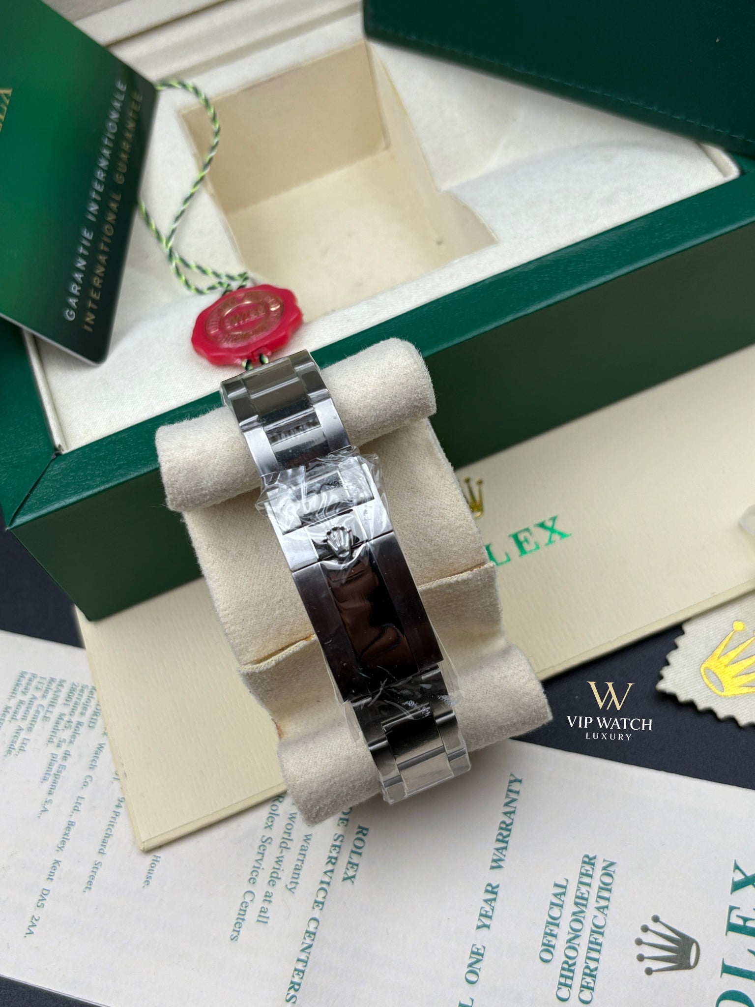 Rolex Daytona Cosmograph Steel Bright Black Dial 40mm