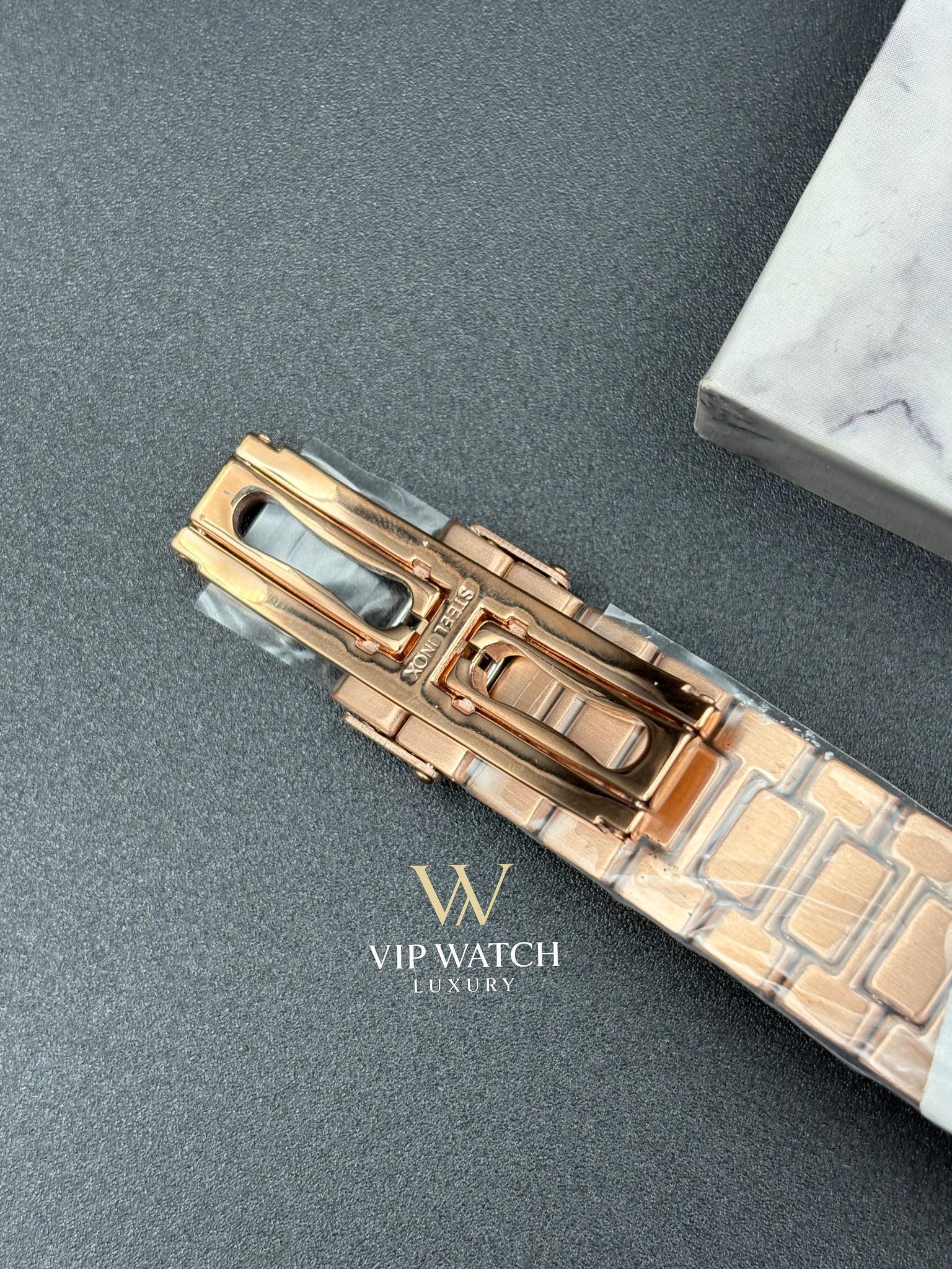 PATEK PHILIPPE CUBITUS