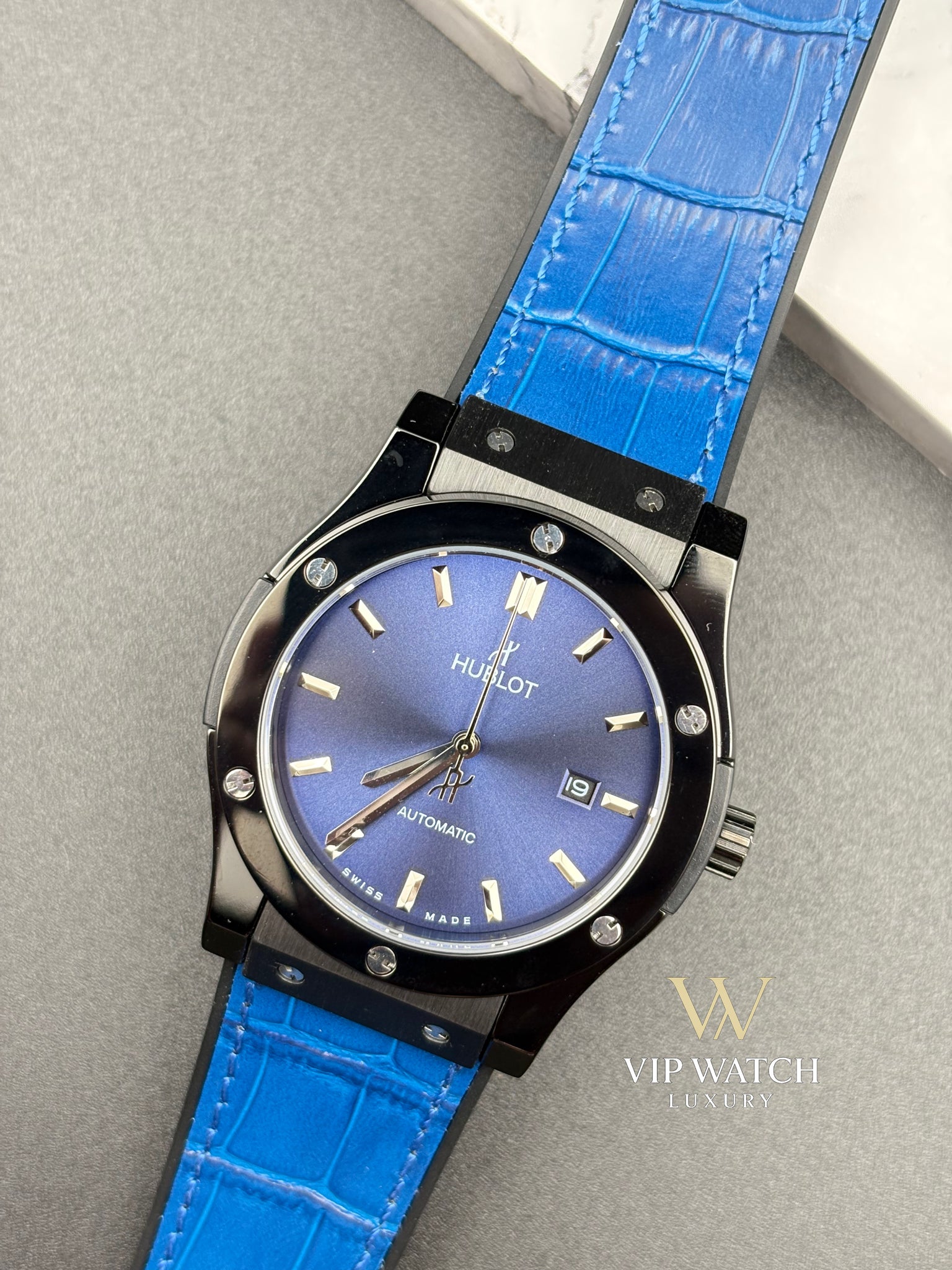 HUBLOT CLASSIC FUSION KING WATCH - 42 MM - BLUE DIAL - SS BLUE  RUBBER STRAP